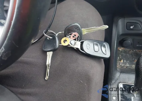 2011 Hyundai Tucson Gls z USA, uszkodzony, nr VIN KM8JUCAC8BU143465